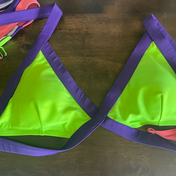 Two piece swim suit - Picture 7 of 9